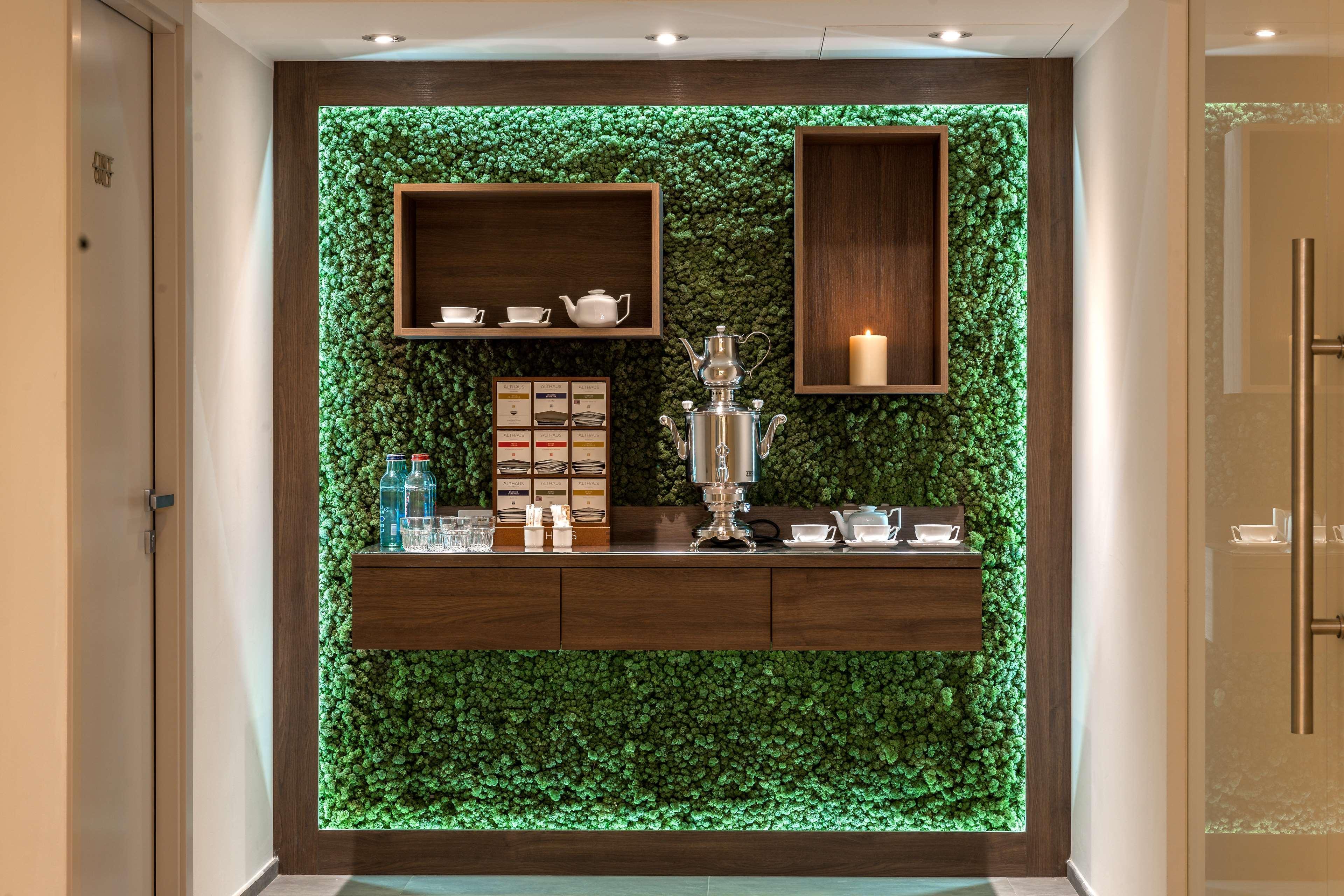Doubletree By Hilton Yerevan City Centre Екстериор снимка
